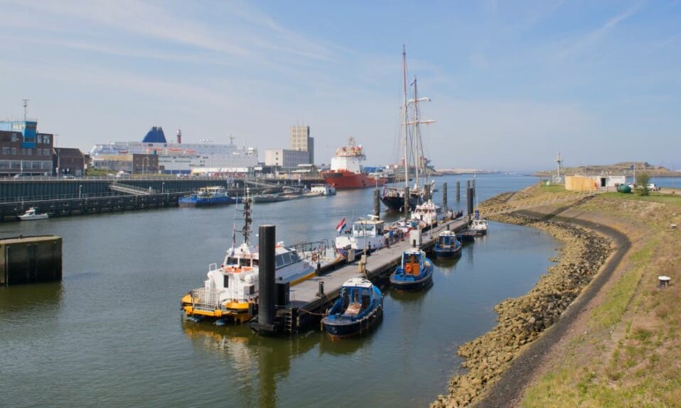 IJmuiden: De poort naar de wereldzeeën