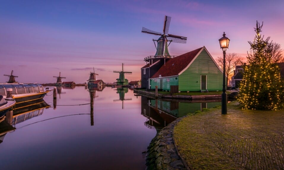 Reis terug in de tijd: Zaanse Schans onthuld